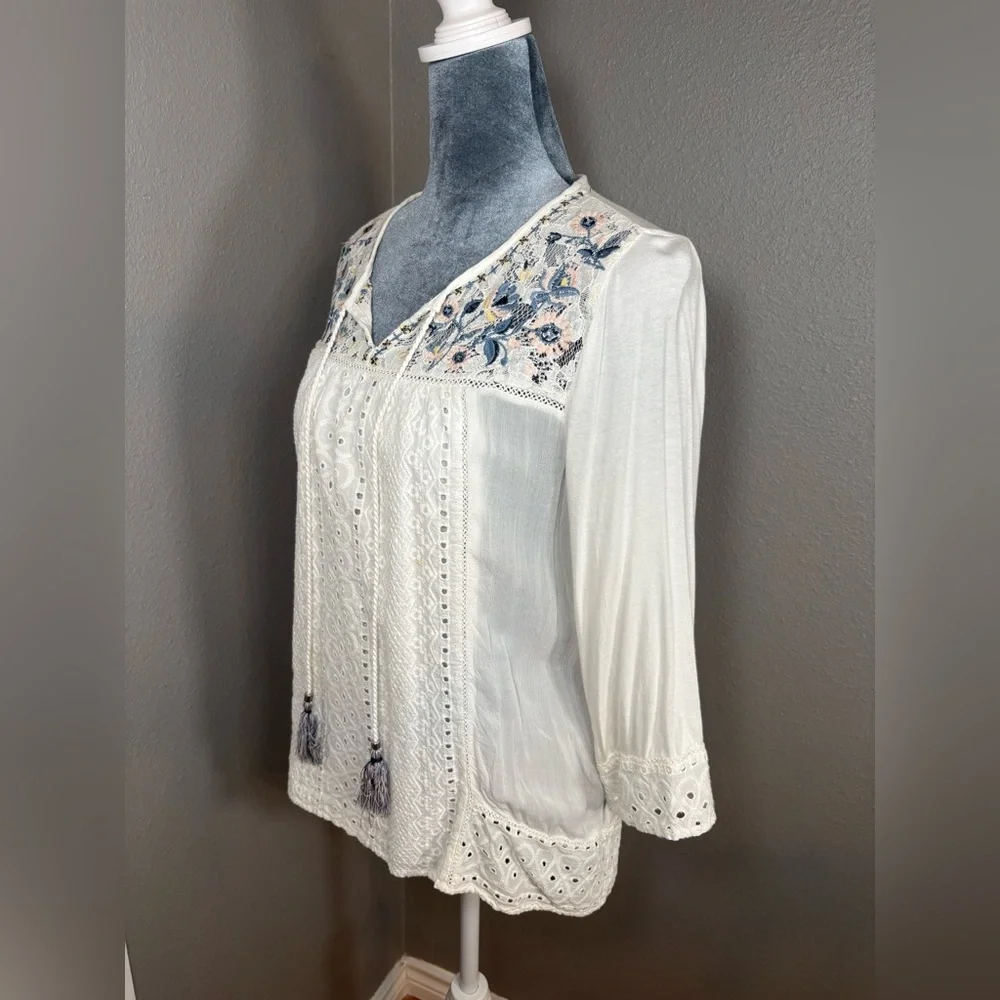 Knox Rose Boho White Peasant Embroidered Blouse Size M - Picture 4 of 11